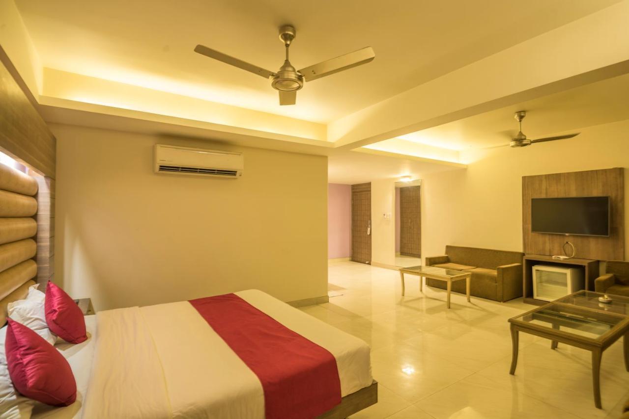 Palette Hotel Nisarga By Sunday Bhopal Exterior photo