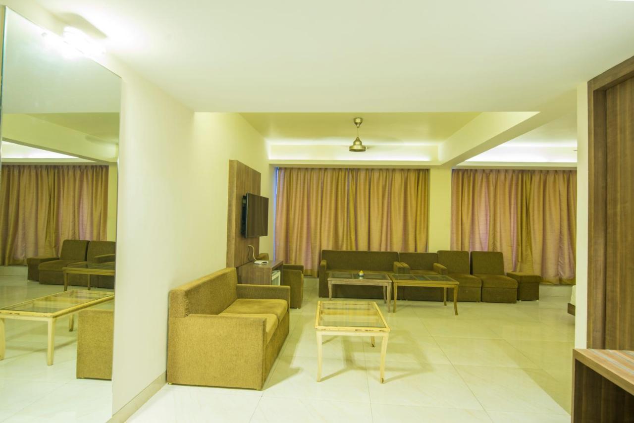 Palette Hotel Nisarga By Sunday Bhopal Exterior photo